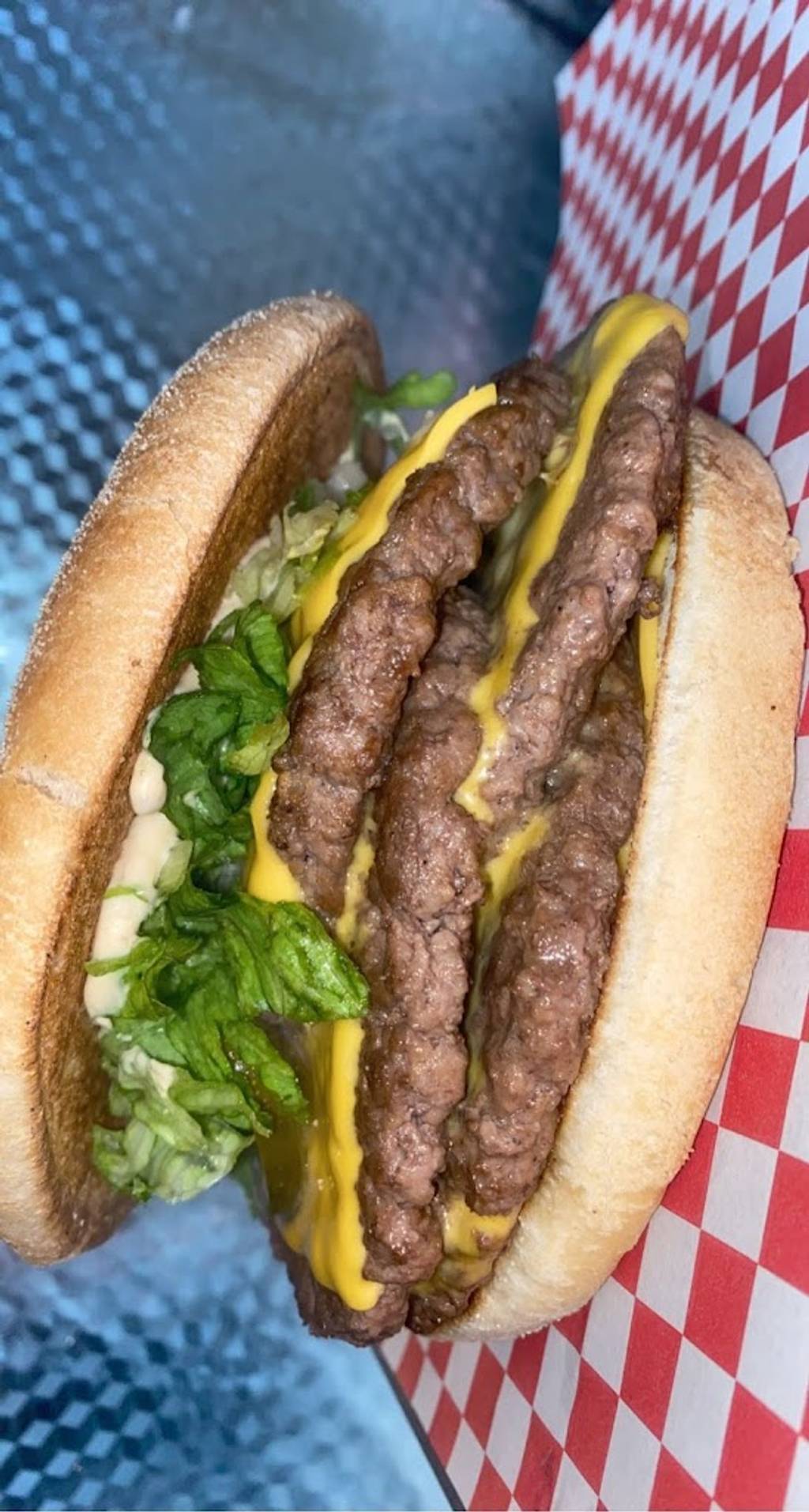 Str'eat Burger Roubaix Roubaix - Food Knackwurst Ingredient Fast food Hot dog bun
