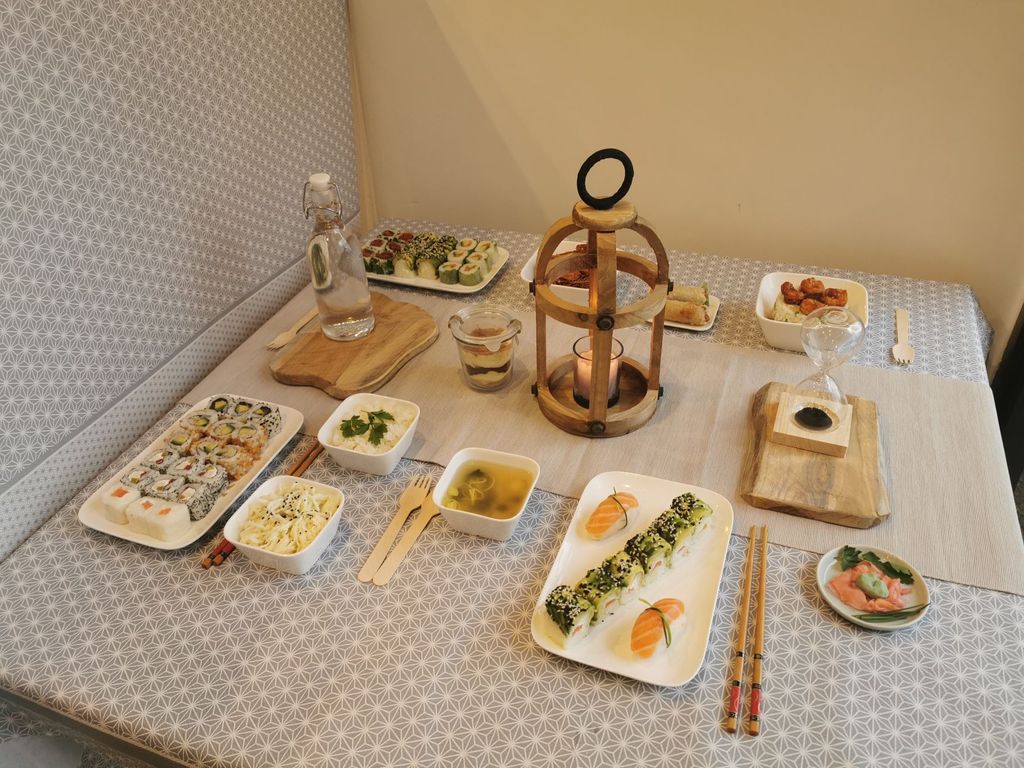 KAIIKO Japonais Fontenay-sous-Bois - Meal Table Food Platter Dish