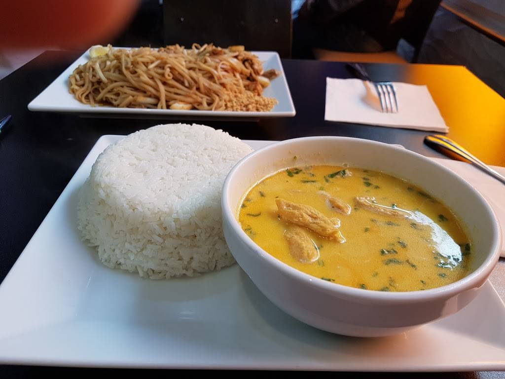 Régal Thaï Thaïlandais Cachan - Dish Food Cuisine Yellow curry Steamed rice