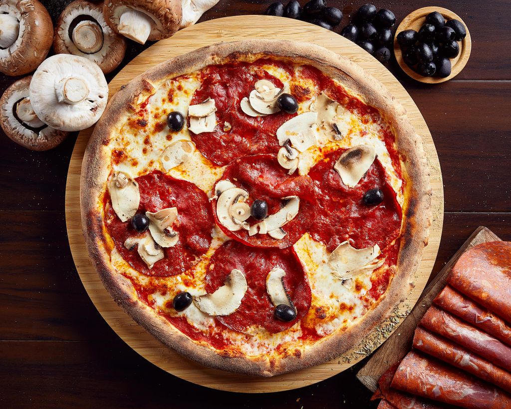 Woodiz Neuilly-Plaisance Pizza Neuilly-Plaisance - Dish Food Cuisine Pizza Pizza cheese