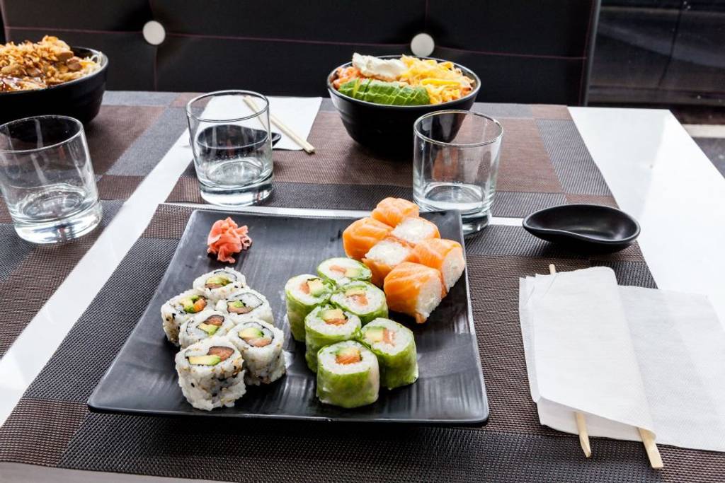 Sushi Bou. Japonais Montreuil - Dish Food Cuisine Ingredient Sushi