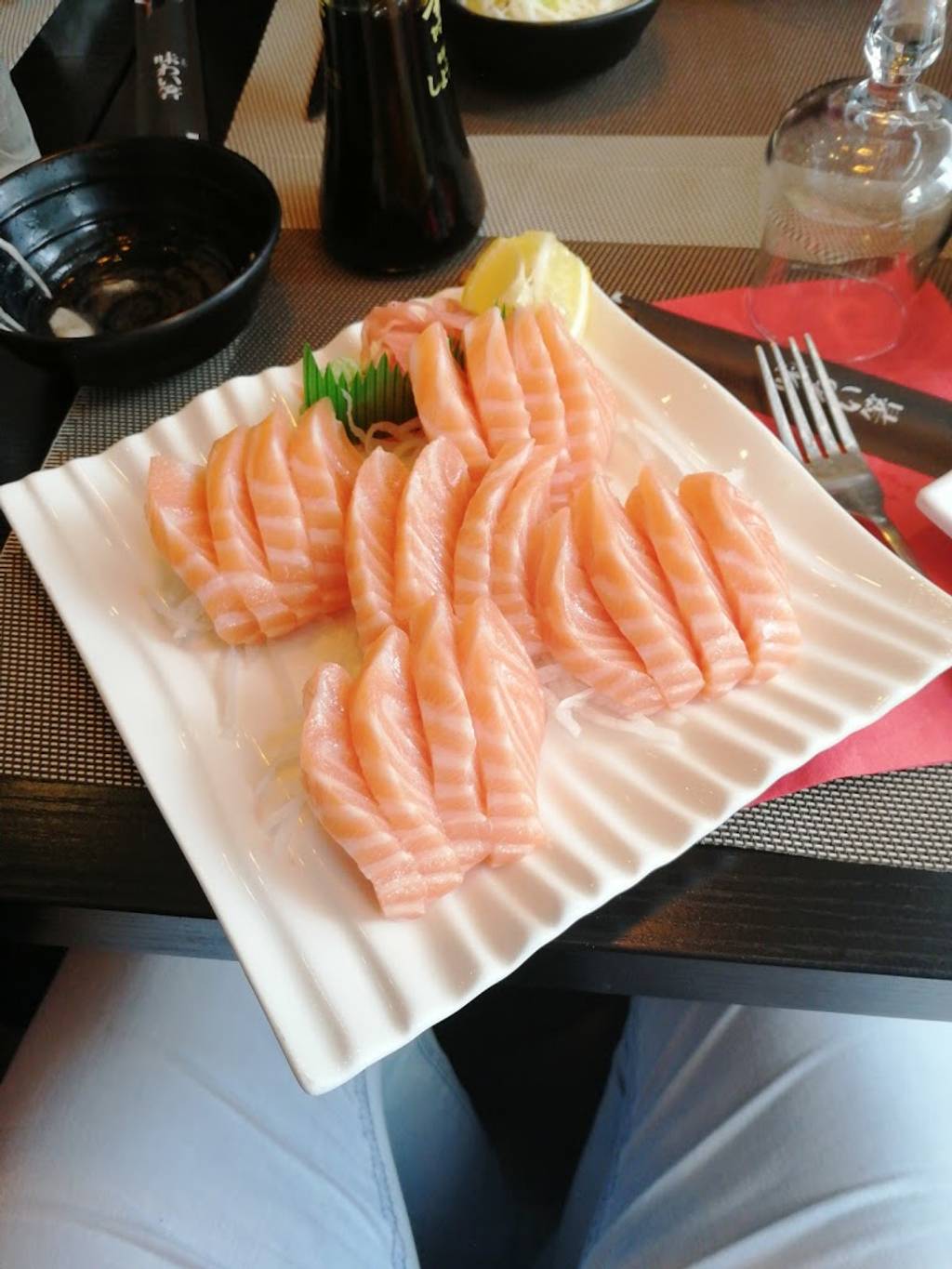 Sushi Paradise Japonais Boulogne-Billancourt - Dish Food Cuisine Fish slice Sashimi