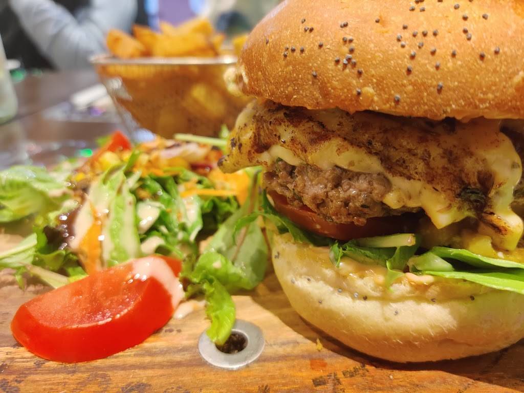 Restaurant Cumin & Chantilly Fast-food Grenoble - Dish Food Cuisine Hamburger Junk food