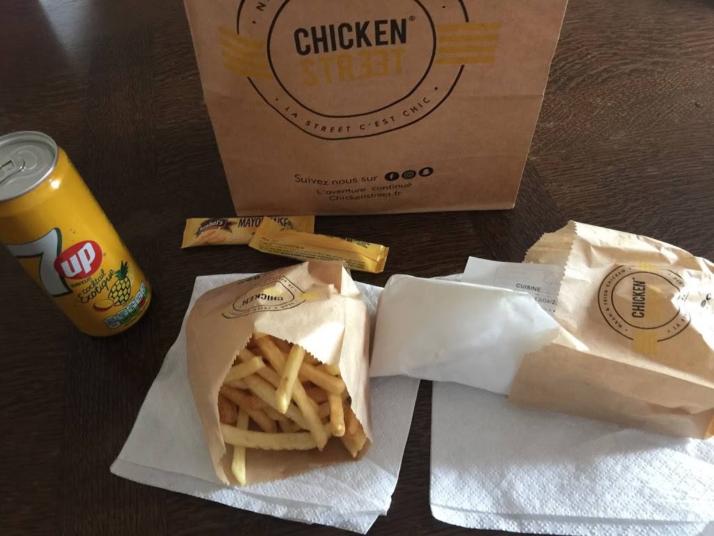 Chicken Street Colombes Naan & Fried Chicken Fast-food Colombes - Junk food Fast food Food Dish Snack