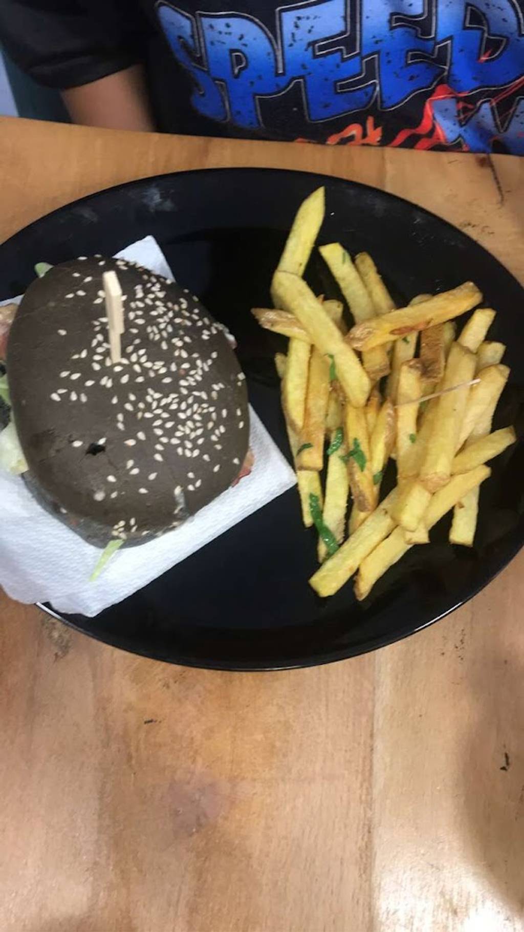 BURGER LUNCH Saint-Raphaël - Food Tableware Ingredient French fries Fast food