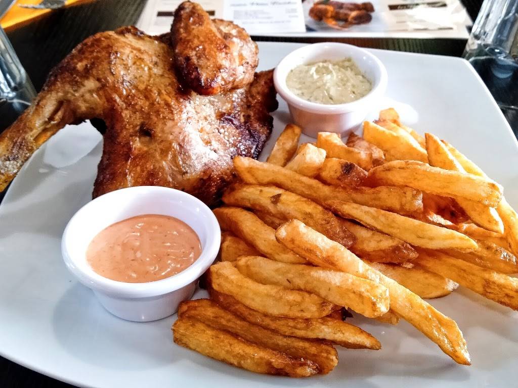 Le Poulet en Feu Burger Montreuil - Dish Food Cuisine Fried food Fish and chips