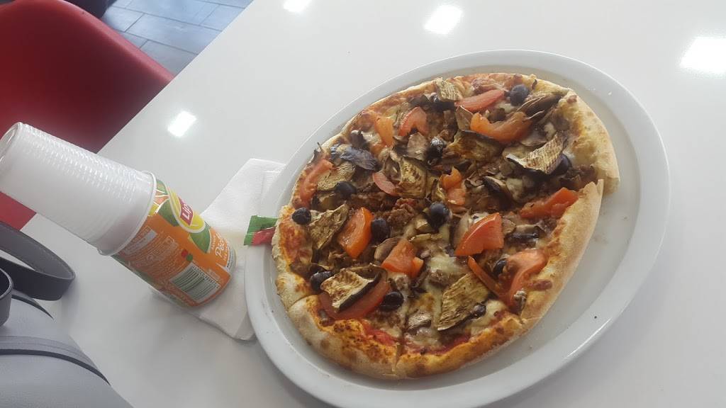 POPPIE’S PIZZA CERGY Cergy - Dish Food Cuisine Pizza Ingredient