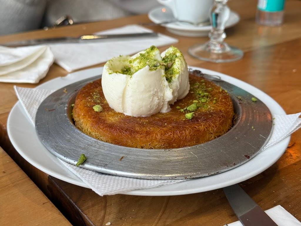 Le Chalet d'Oz Osny - Food Tableware Ingredient Dessert Cake