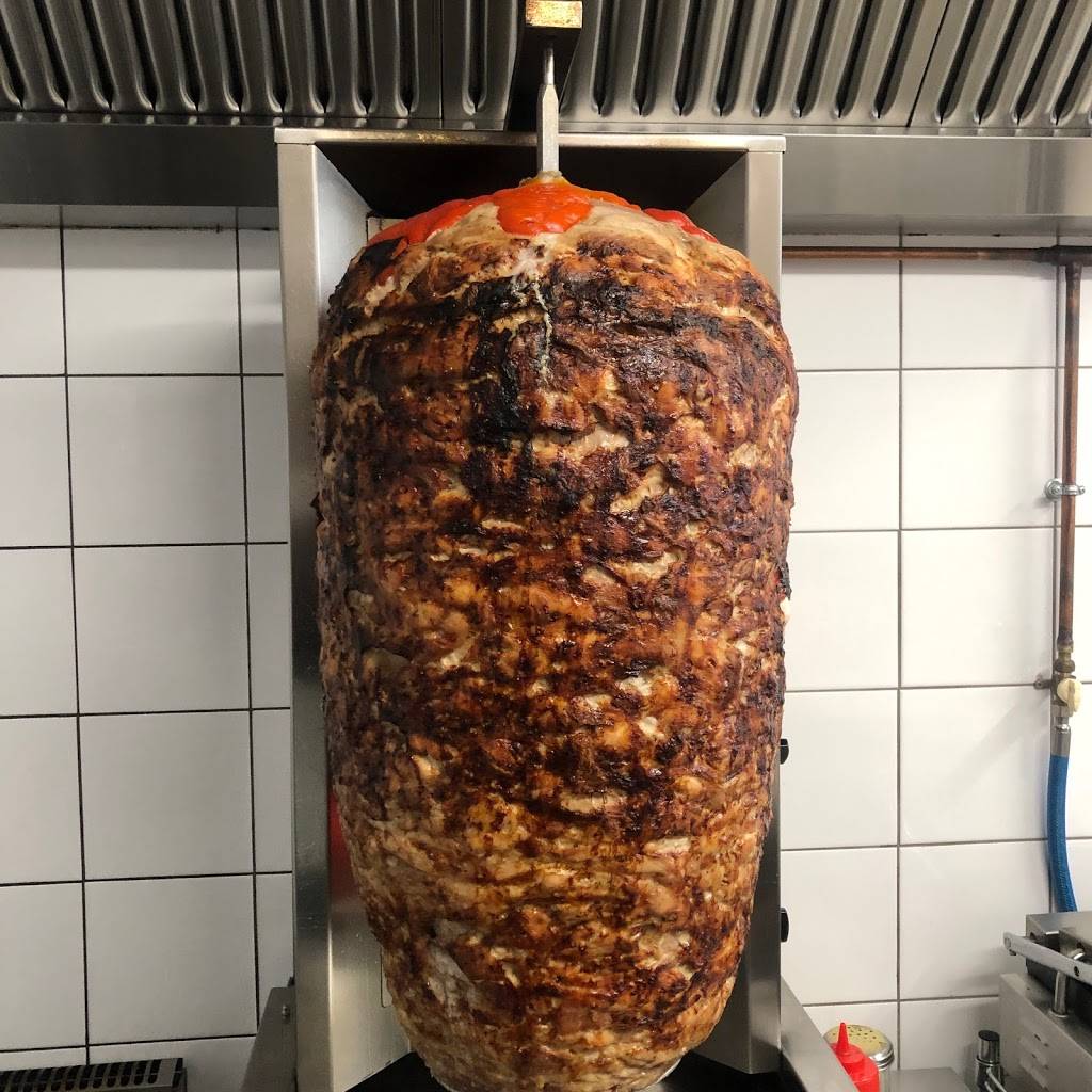 Sürpriz - Berliner Kebab Paris - Lighting Food Cuisine Salt-cured meat Curing