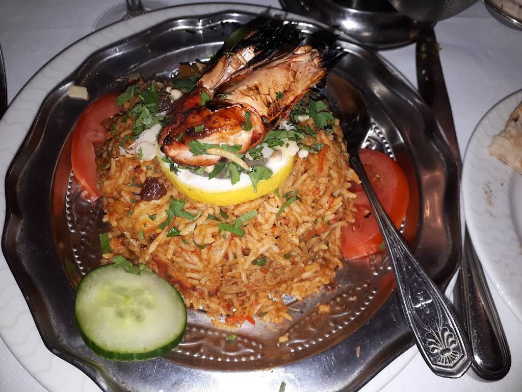 Salam Bombay Morsang-sur-Orge - Food Tableware Plate Staple food Fried rice