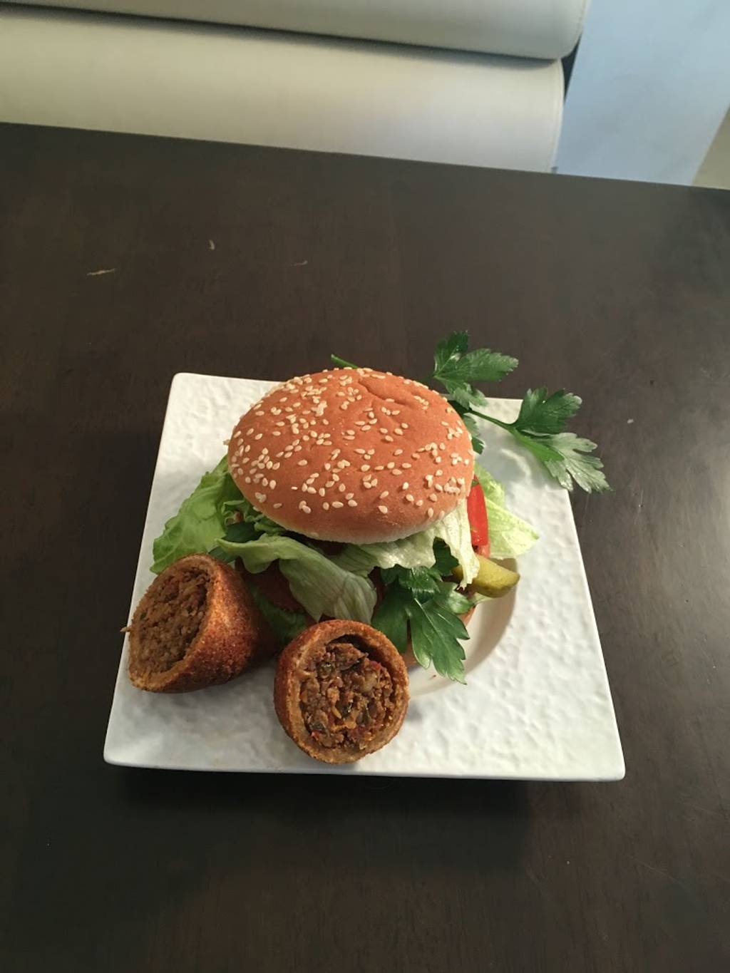 Cigkoftem Lyon - Dish Food Veggie burger Cuisine Hamburger