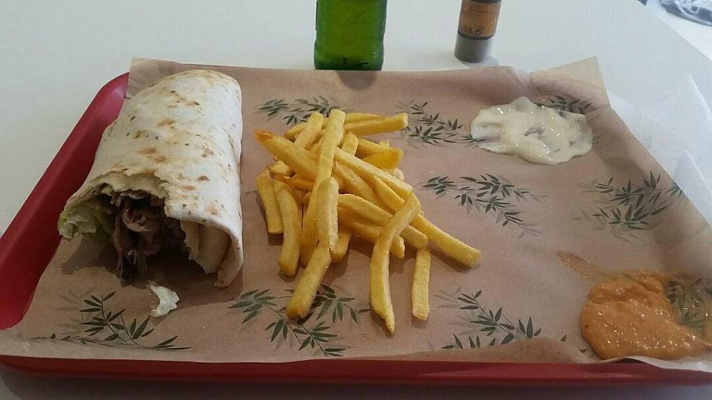 Le Kebab d'Elio Grillades Anglet - Food Dish Taquito Cuisine Ingredient