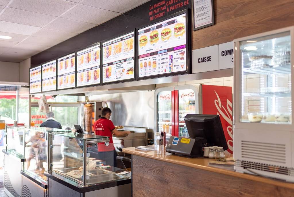 GRILL ÉTOILE | Kebab Restaurant Charenton-le-Pont - Building Interior design Desk Food Computer monitor