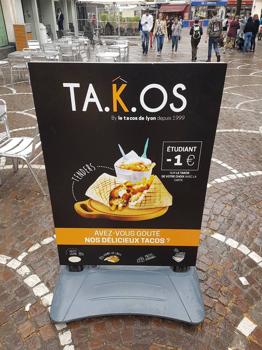 TAKOS KING LILLE (fermé) Lille - Junk food Yellow Food Font Advertising