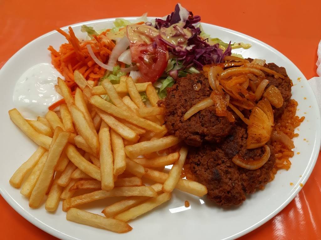 ISTANBUL KEBAP Nantes - Dish Food Cuisine Junk food French fries