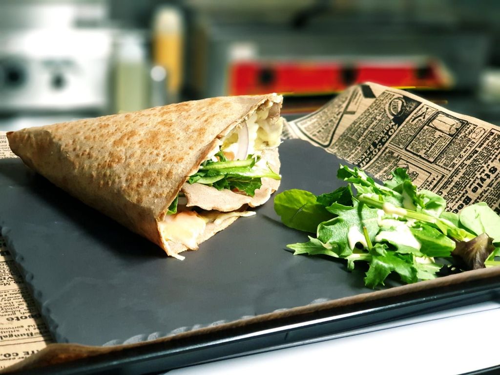 Donoun's Crêpe Chartres - Food Dish Cuisine Sandwich wrap Ingredient