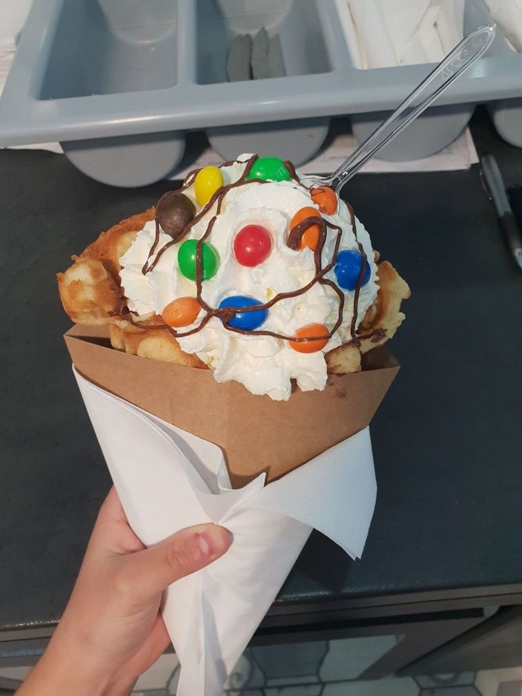 Donoun's Crêpe Chartres - Frozen dessert Ice cream Food Ice cream cone Dessert