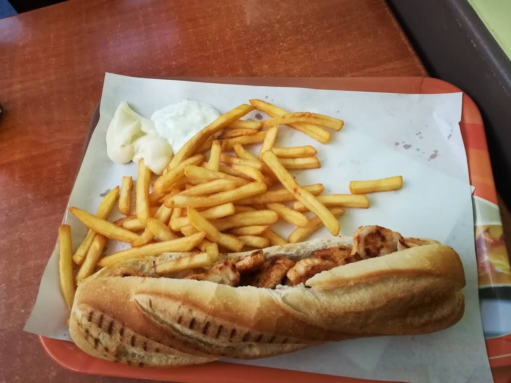 Miss kebab Pontoise - Dish Fast food Junk food French fries Food