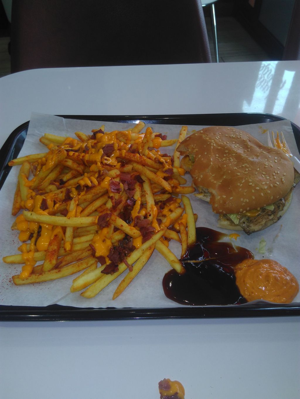 Canal Burger Burger Pantin - Dish Food Junk food Fried food French fries