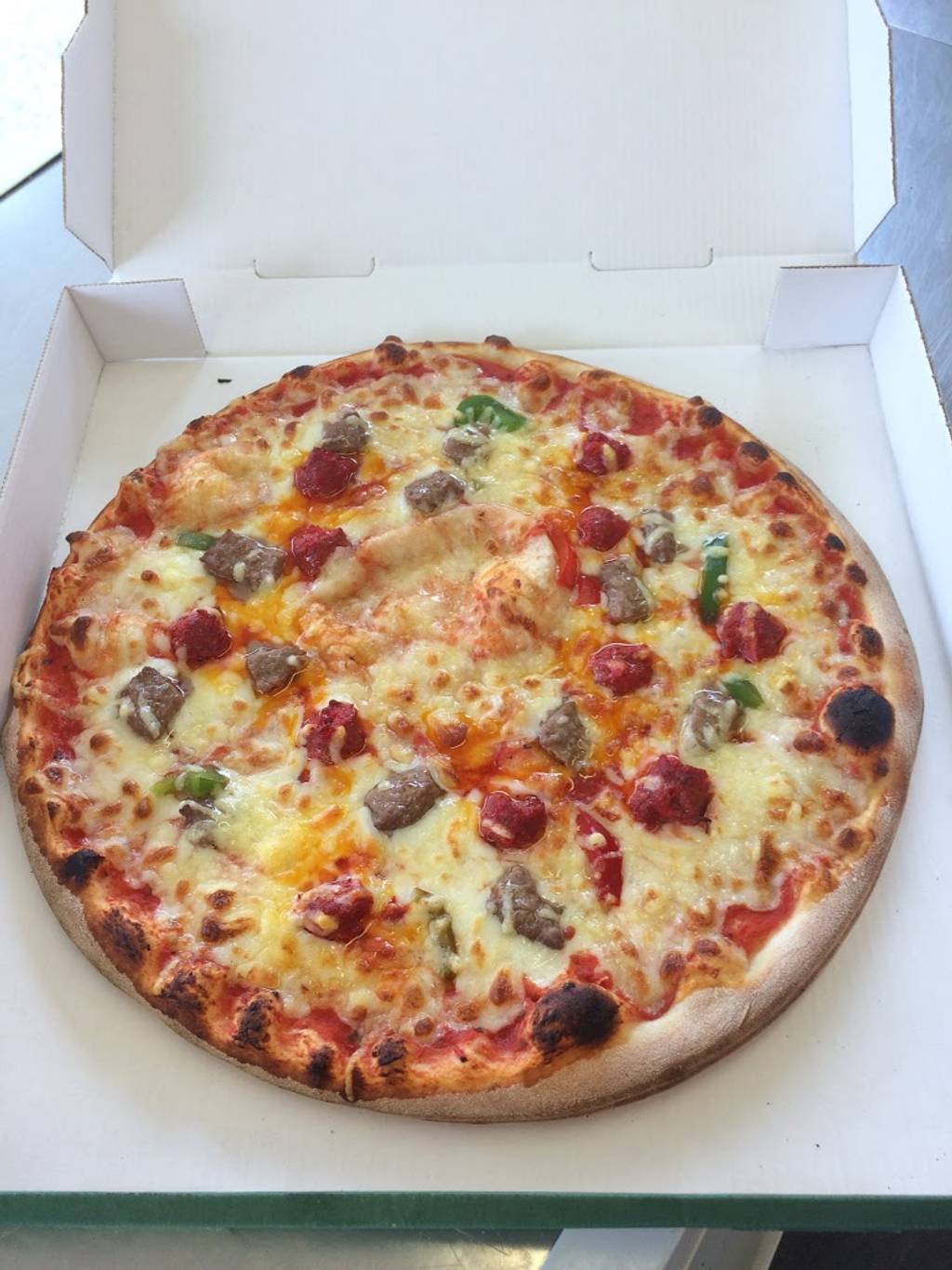 Miam's pizza Bron Bron - Dish Pizza Food Cuisine Pizza cheese