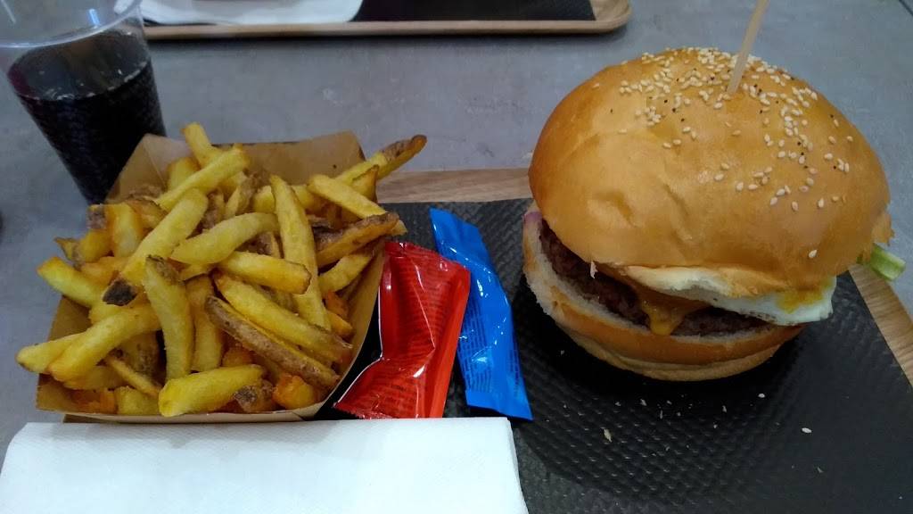 Lart'isan Burger Villeurbanne - Dish Food Cuisine Junk food Fast food