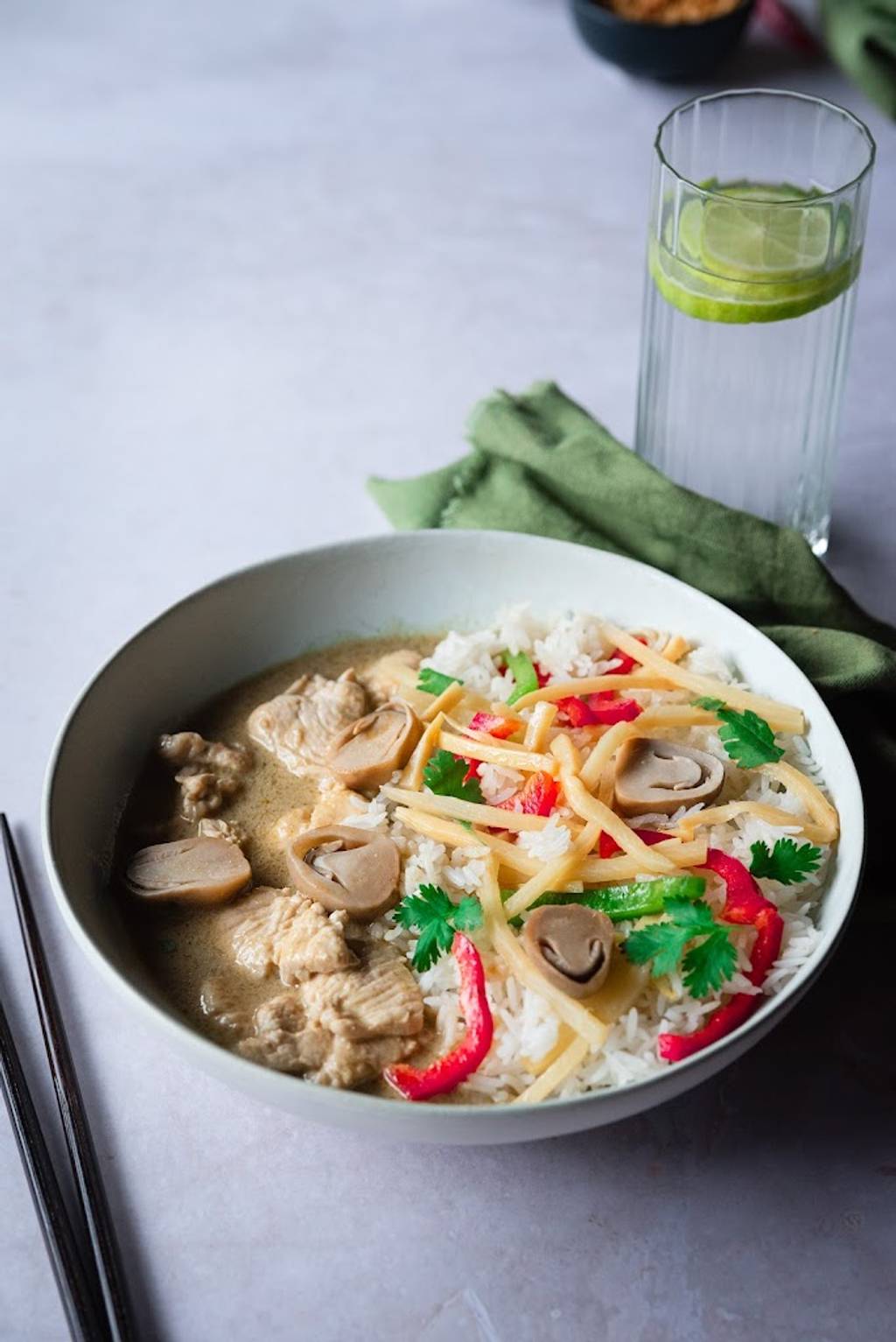 Chô Chaï Eysines - Thaï Street Food Eysines - Food Tableware Ingredient Rice noodles Staple food