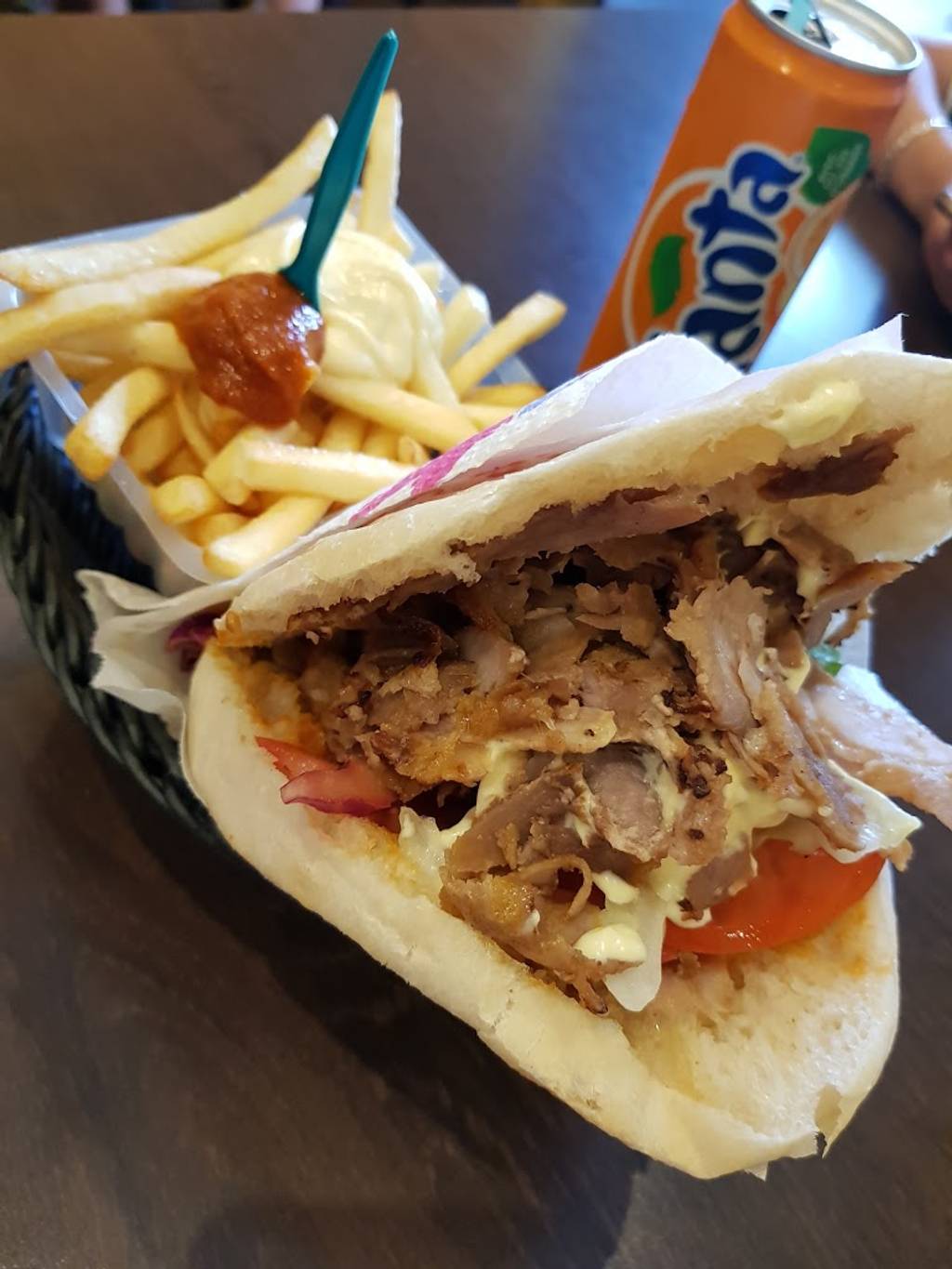 Lorraine Kebab Burger Chambéry - Dish Food Cuisine Junk food Shawarma