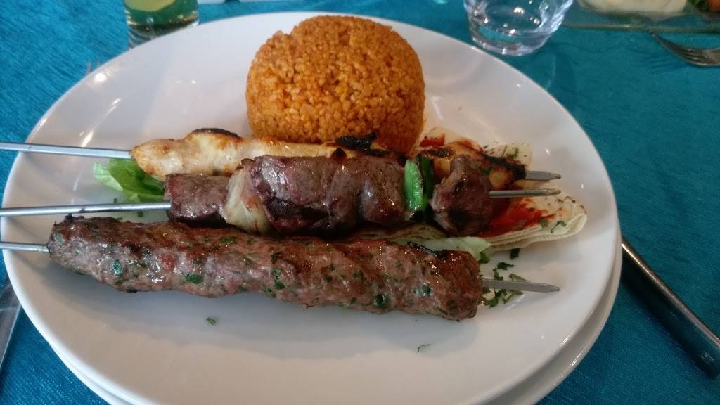 Oh...Liban | Restaurant libanais 78 Grillades Le Chesnay-Rocquencourt - Dish Food Cuisine Ingredient Kebab