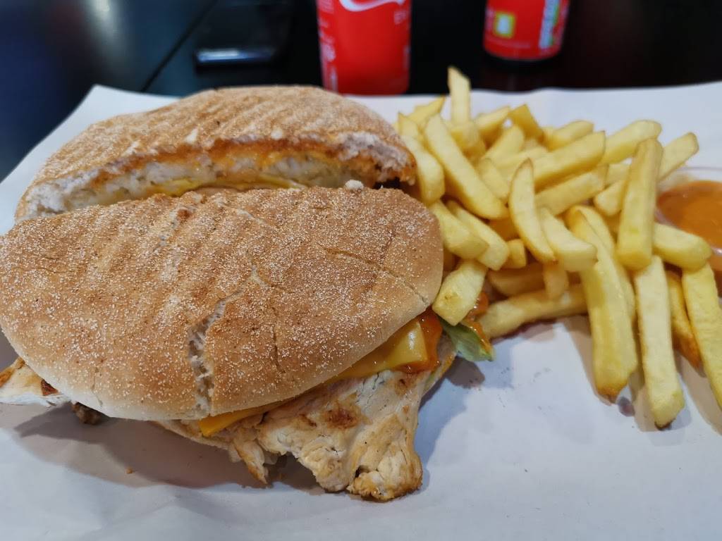 Le 70 Food Burger Wattrelos - Dish Food Cuisine Junk food French fries