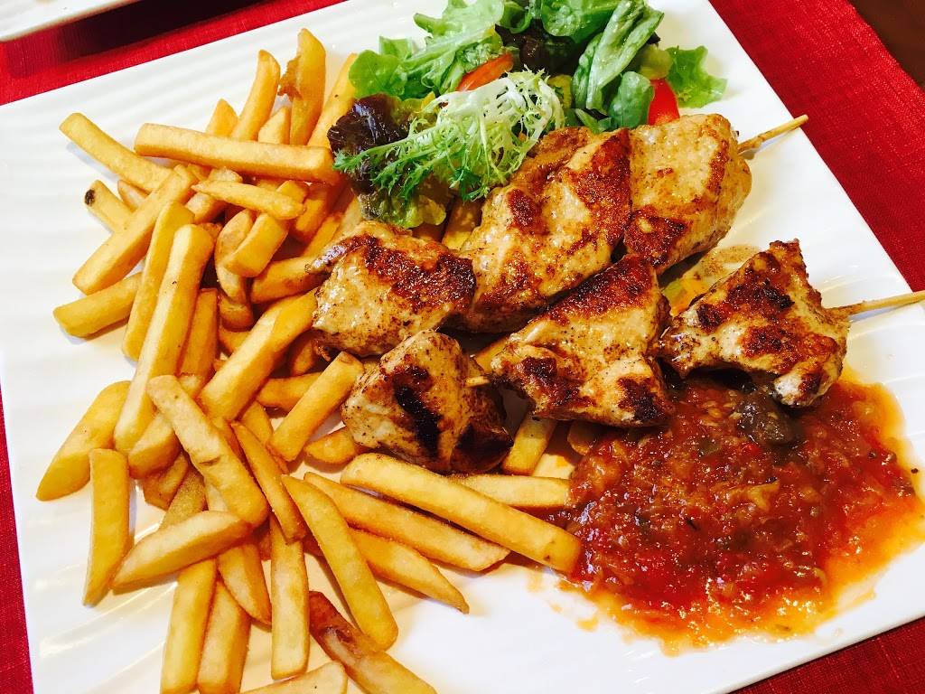 Restaurant Palmyre Grillades Colmar - Dish Food Cuisine Chicken and chips French fries