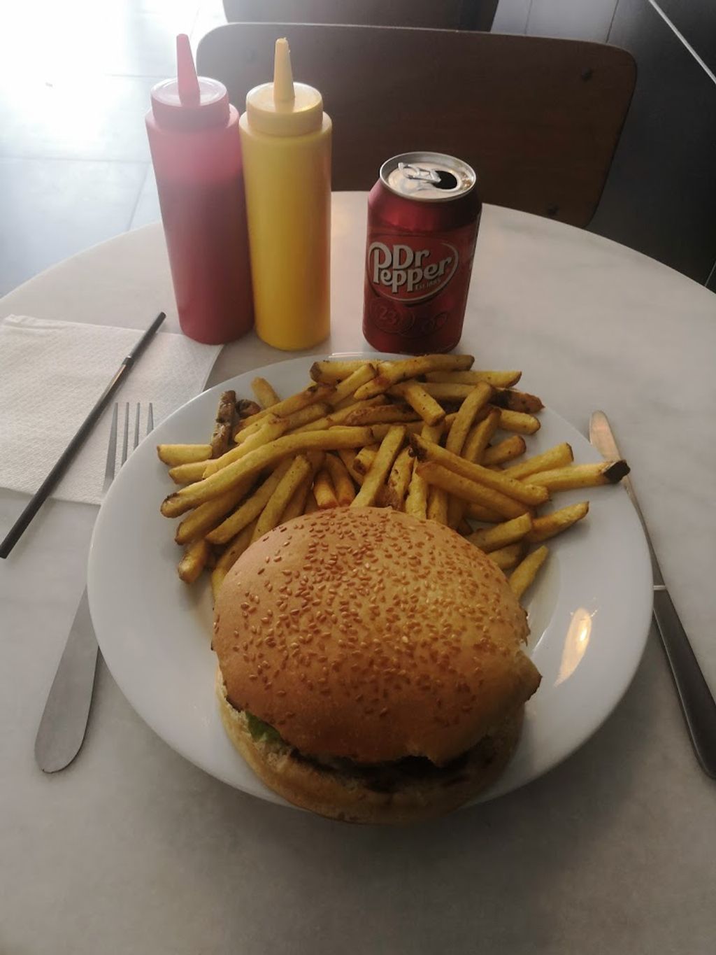 burger & Co Burger Gourmet Saint-Germain-en-Laye - Dish Food Fast food Junk food French fries