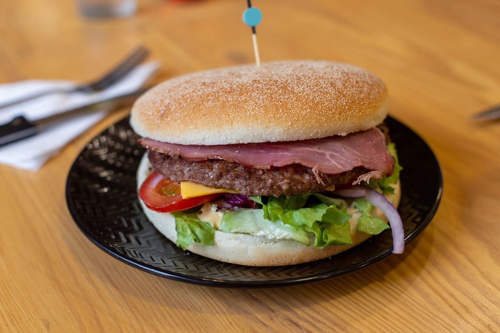 Le Comptoir de la Braise Brasserie Argenteuil - Food Dish Hamburger Cuisine Veggie burger