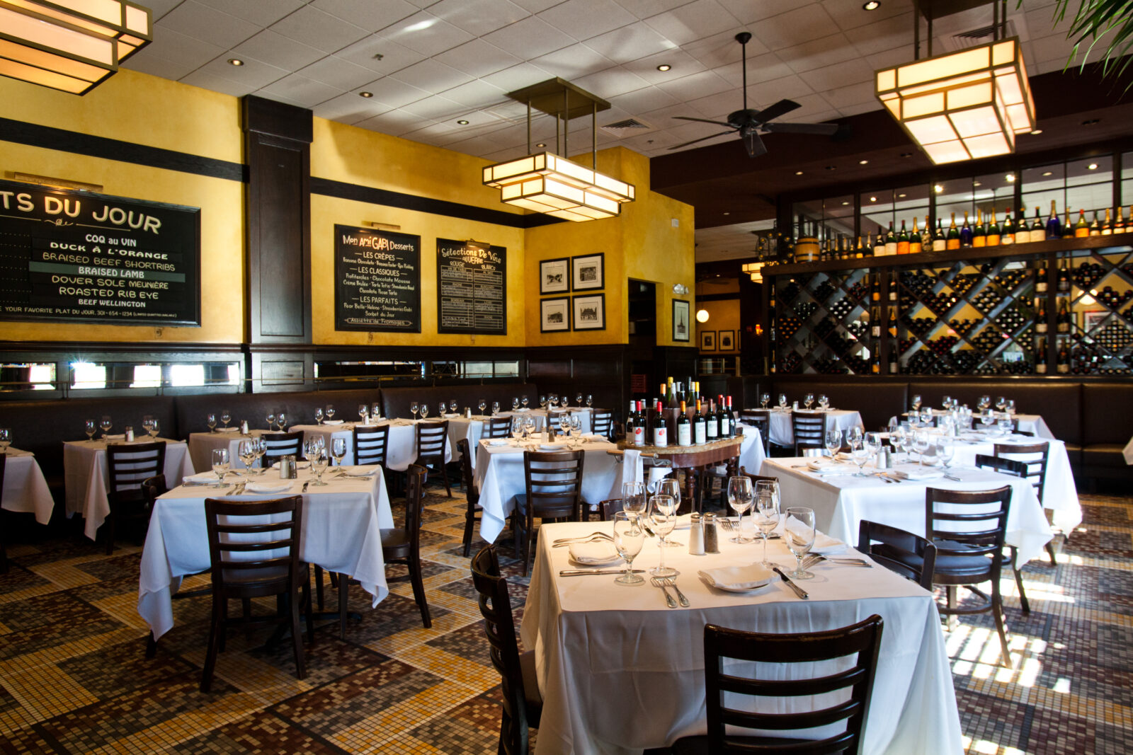 Mon Ami Gabi - Bethesda interior