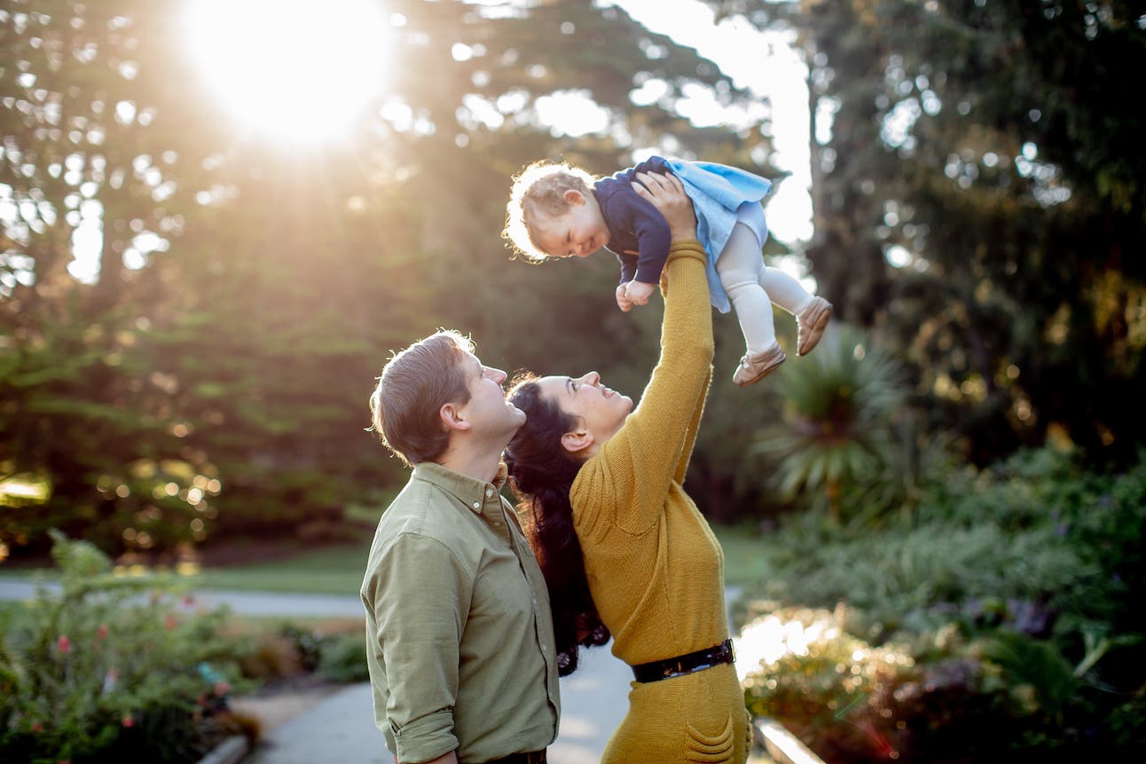 Monica, Matthew & Flora in the San Francisco Botannical Gardens 4.