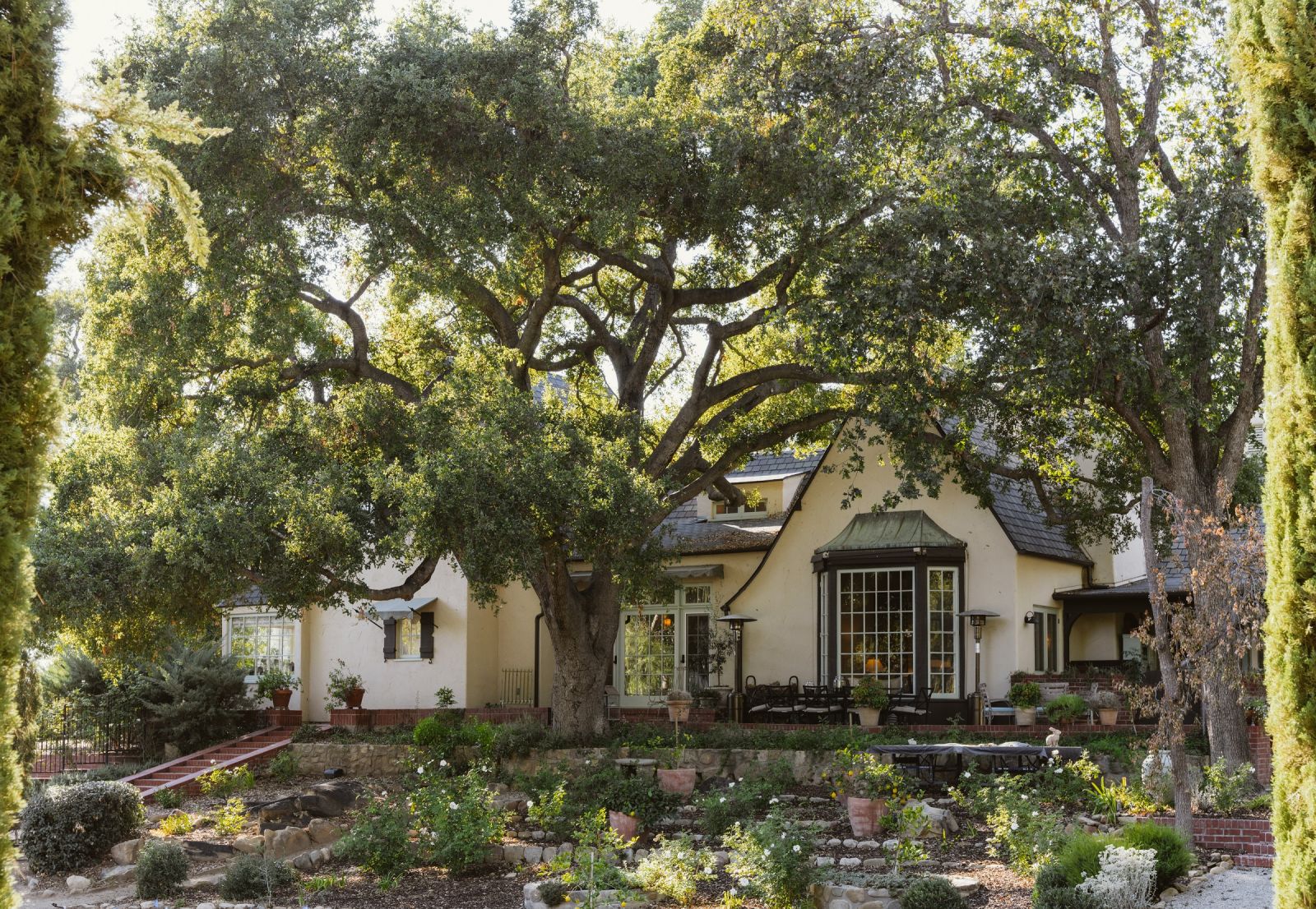 1104 Foothill Road, Ojai, CA main image