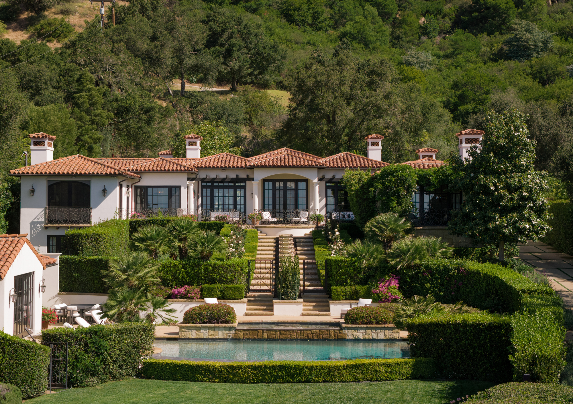 700 E Mountain Dr, Santa Barbara, CA 93108 main image