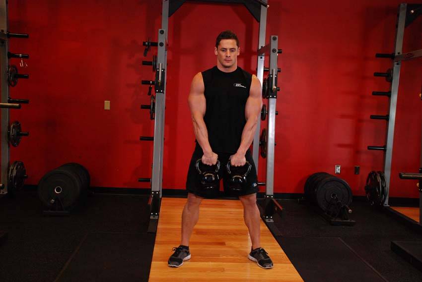 Alternating Hang Clean — starting position, working the hamstrings