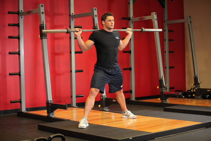 Barbell Side Split Squat — starting position, working the quads
