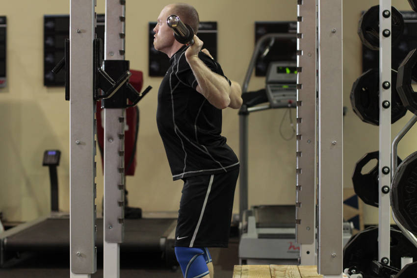 Box Squat — starting position, working the quads