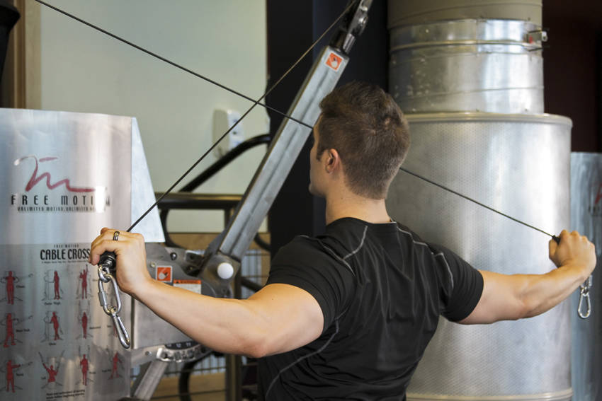 Cable Rear Delt Fly — end position, working the shoulders