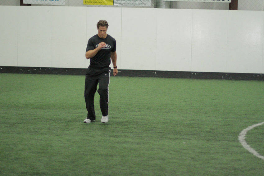 Carioca Quick Step — starting position, working the adductors