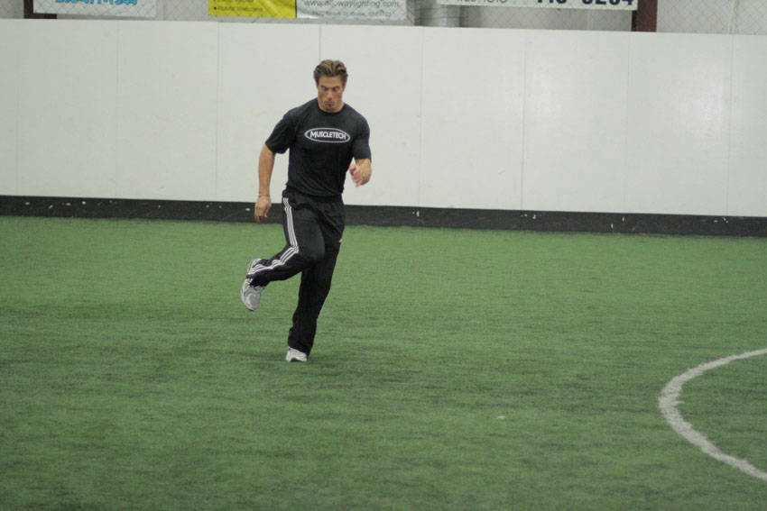Carioca Quick Step — end position, working the adductors