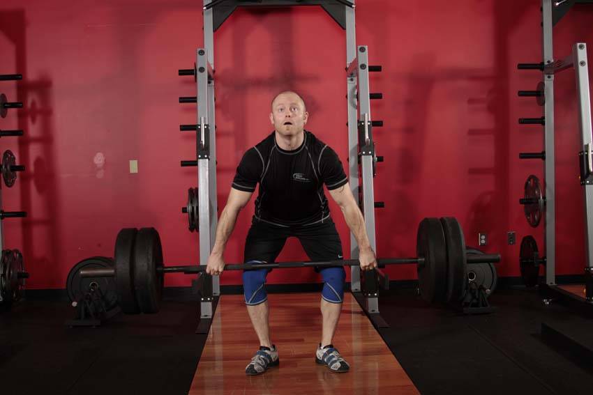 Clean Pull — end position, working the quads