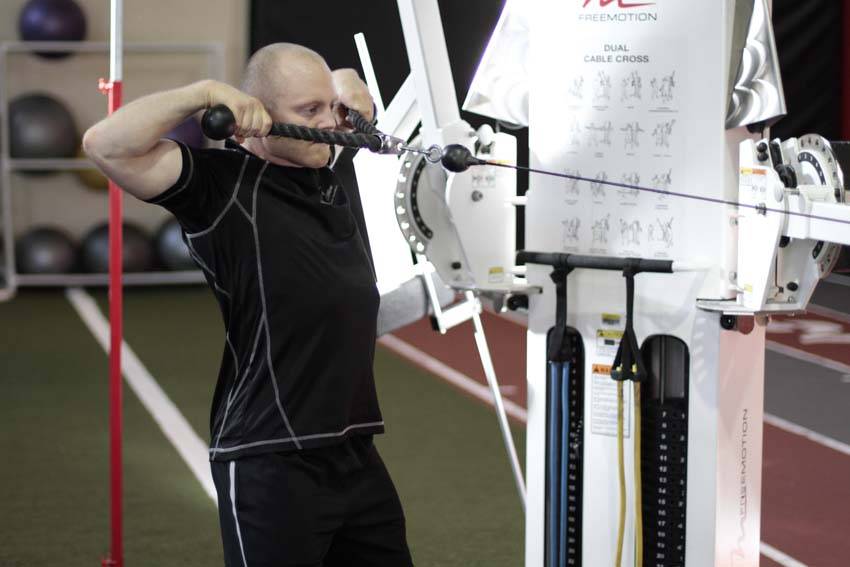 Face Pull — end position, working the shoulders