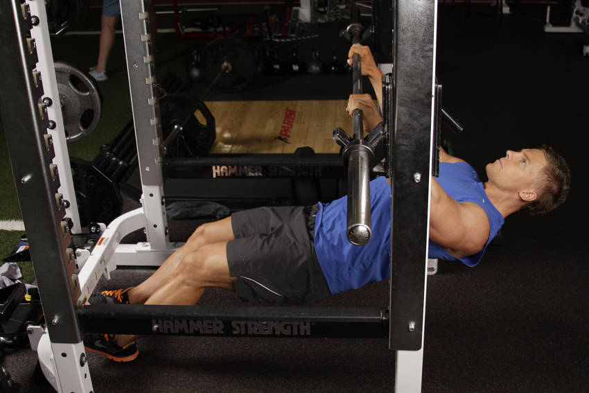 Inverted Row — starting position, working the middle back