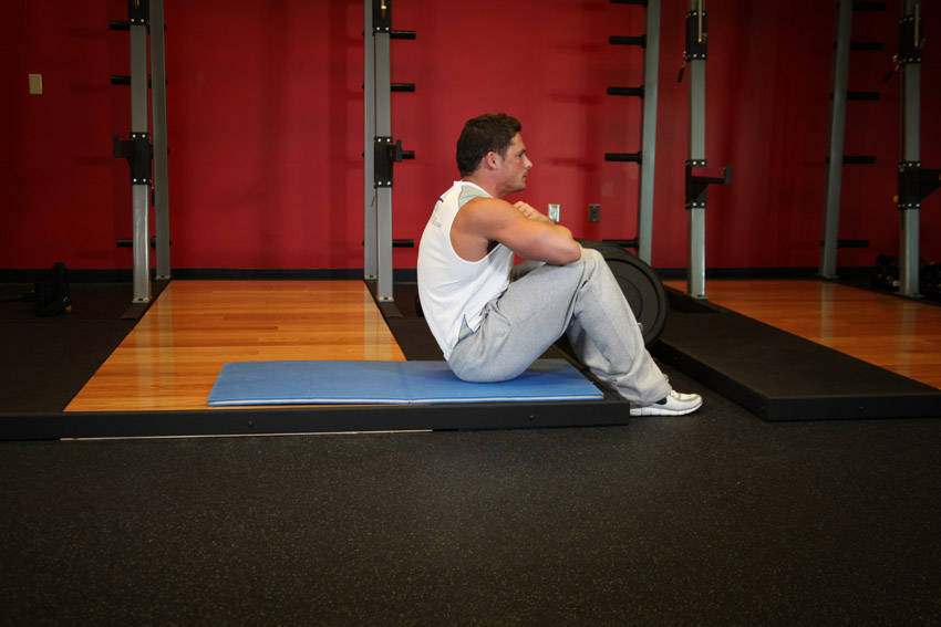 Janda Sit-Up — end position, working the abs