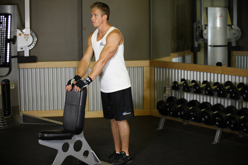 Leg Lift — starting position, working the glutes