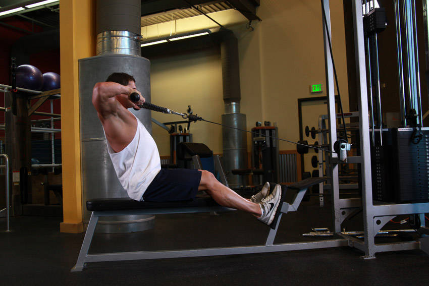 Low Pulley Row To Neck — end position, working the shoulders