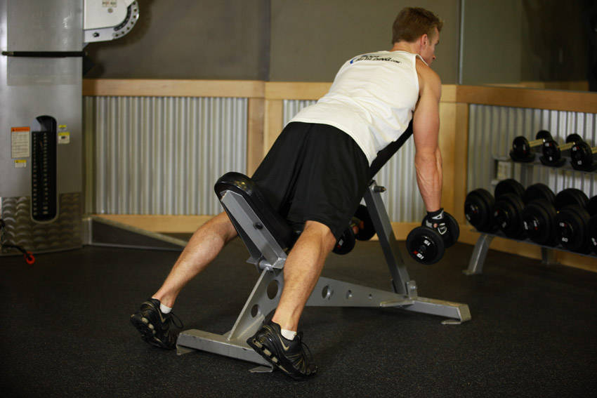 Middle Back Shrug — starting position, working the middle back