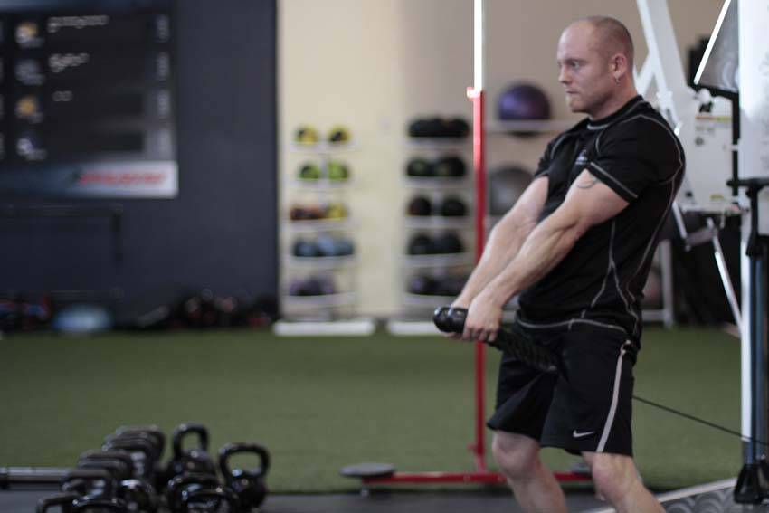 Pull Through — end position, working the glutes